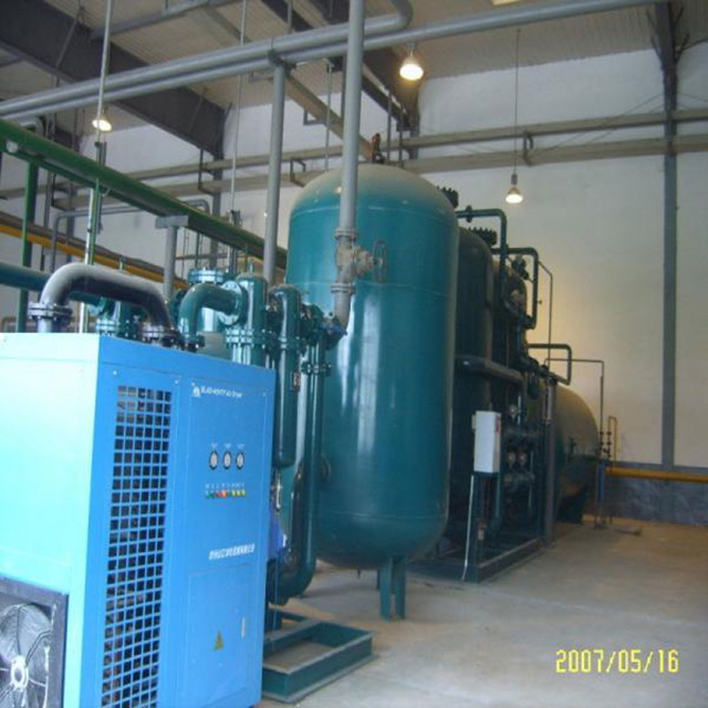 如何更換制氮機的濾芯和吸附劑?